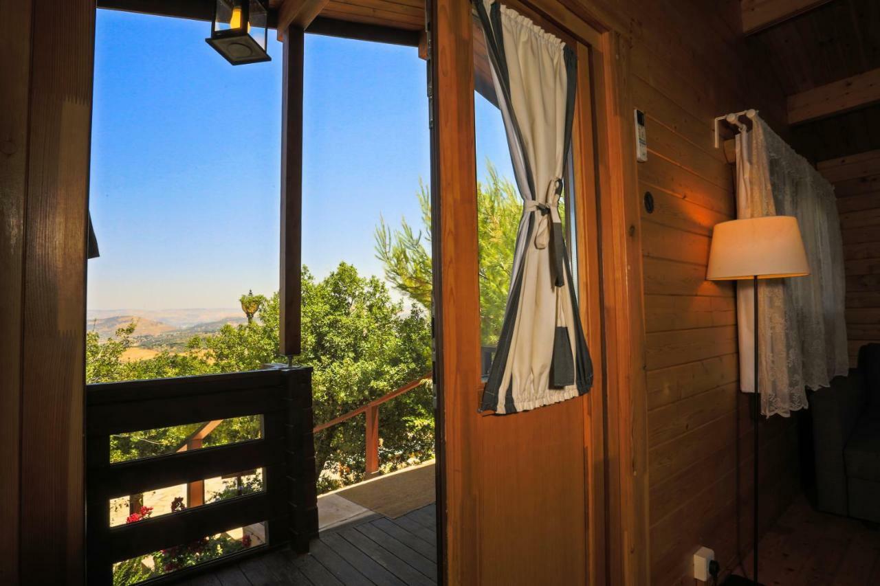 Mountain Breeze Lodge & Resort 艾沙尔特 外观 照片